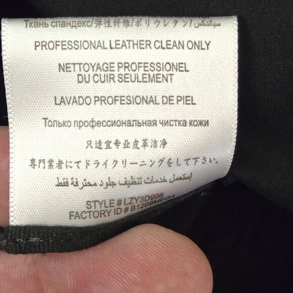 BCBGMaxAzria Women’s Leather Skirt Size Large Black Minimalist Luxe - Picture 13 of 15